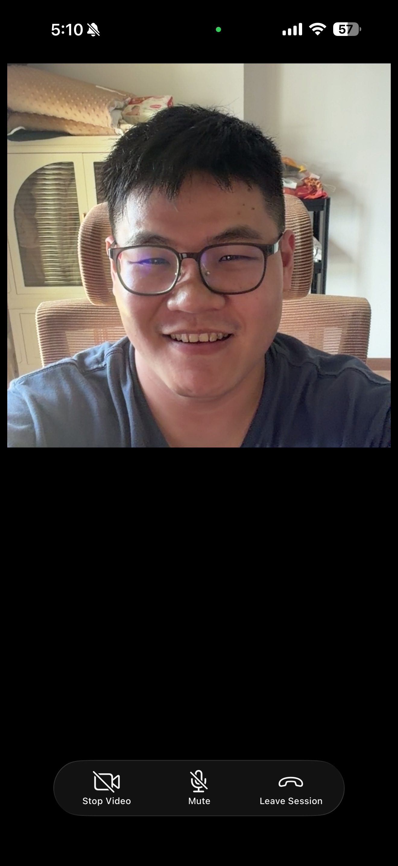 Device B showing the original unfiltered video stream